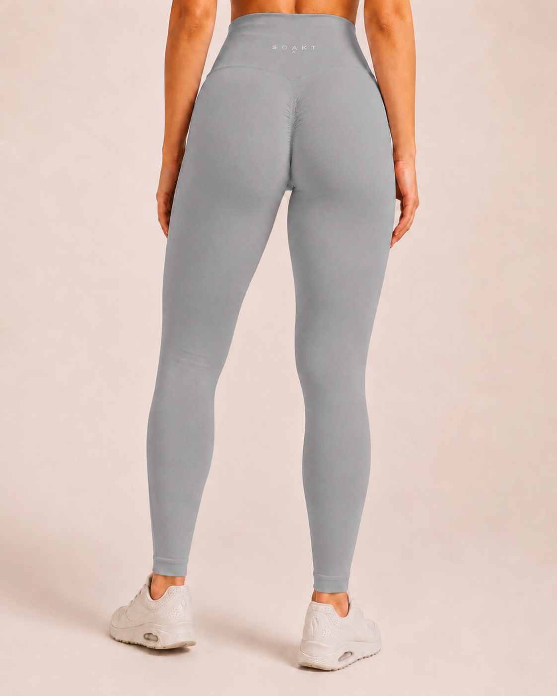 SOAKT Sculpt Legging Core in Fog Grey with high-rise waistband and subtle scrunch detailing