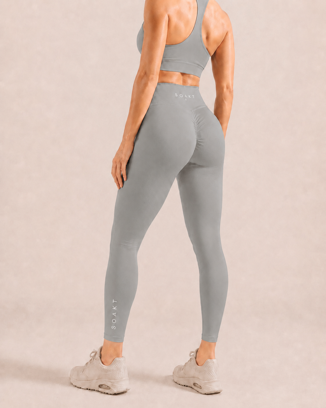 SOAKT Sculpt Legging Core in Fog Grey with high-rise waistband and subtle scrunch detailing