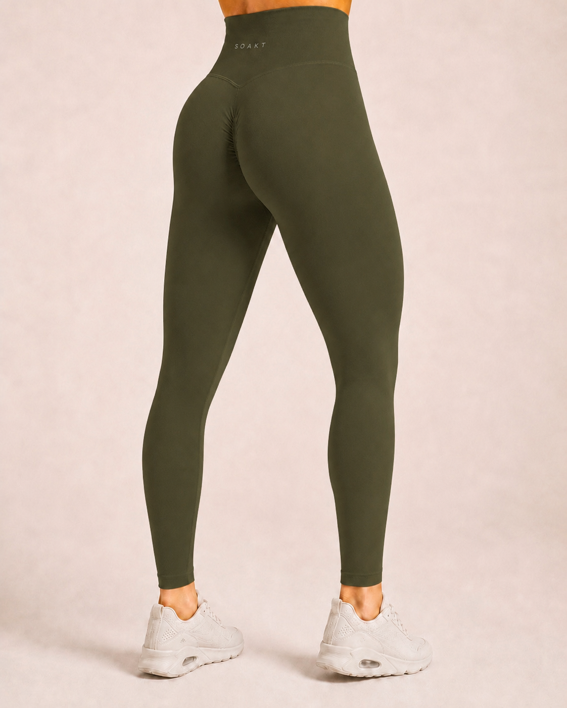 SOAKT Sculpt Legging Core in Forest Moss with high-rise waistband and subtle scrunch detailing