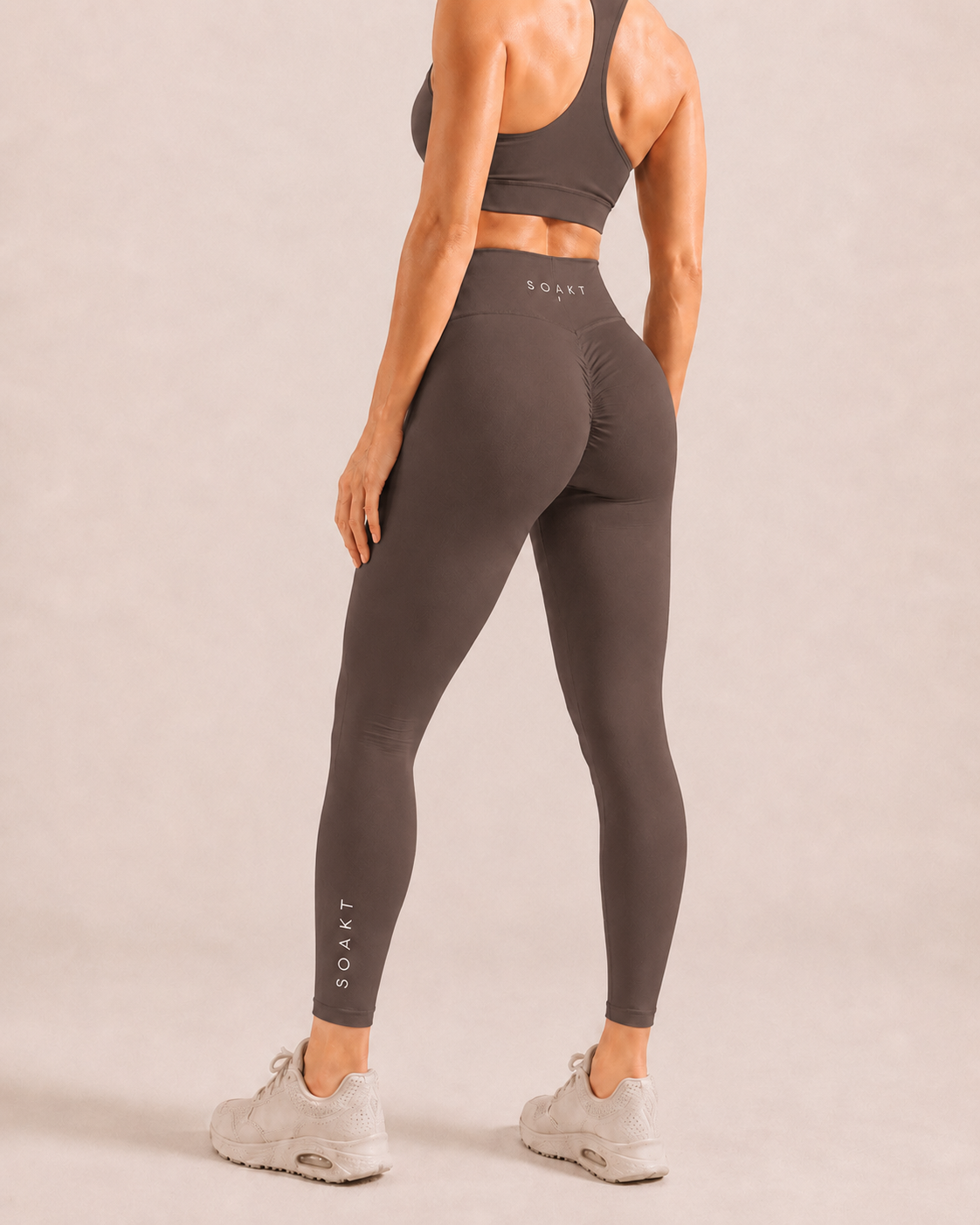 SOAKT Sculpt Legging Core in Soft Truffle with high-rise waistband and subtle scrunch detailing